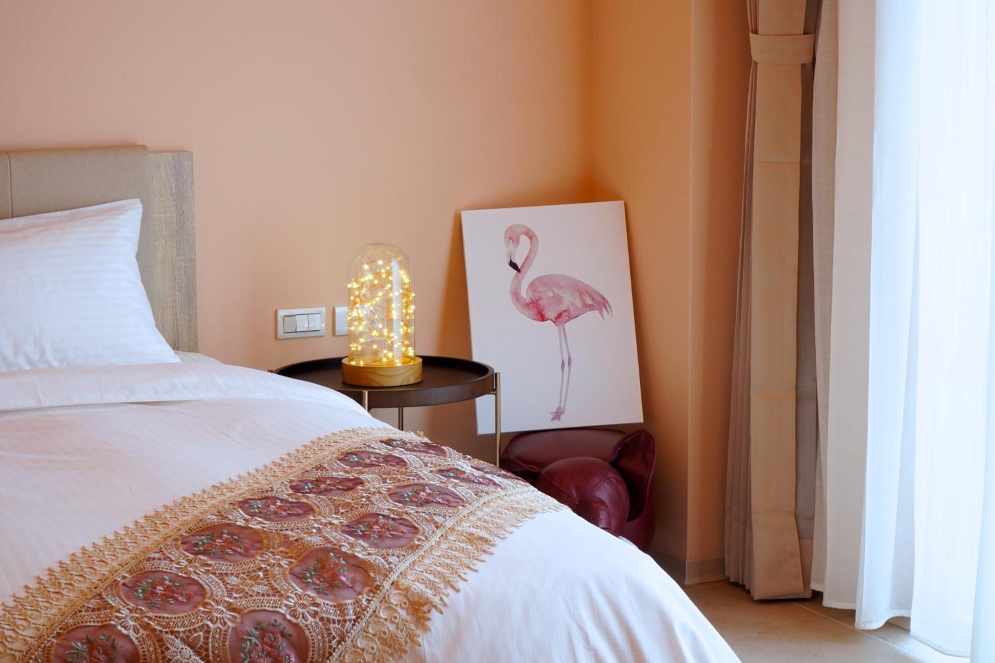 Little Piggy B&B Manzhou Екстериор снимка